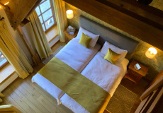 Ferme château Laneffe, location de chambre d'hôtes 3 personnes, Tournesol