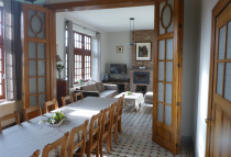 ferme-chateau-laneffe-gite-de-la-dependance-14-personnes-salle-a-manger