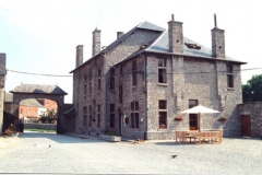 ferme-chateau-laneffe-gite-de-la-dependance-14-personnes